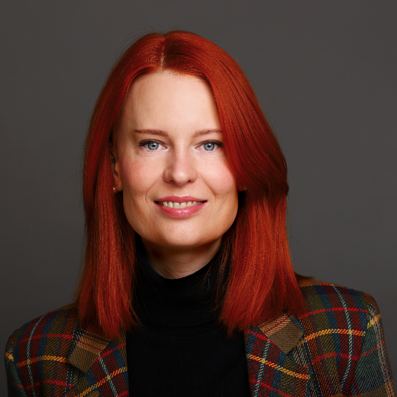  Anne Büscher